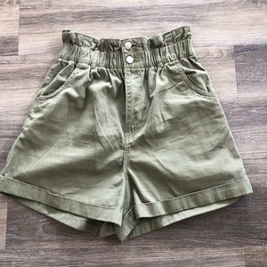 H&M High Waisted Paperbag Shorts